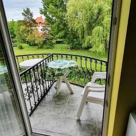 Jade Panzio * Balatonföldvár