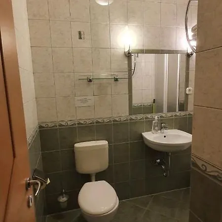 Jade Panzio B&B Balatonföldvár
