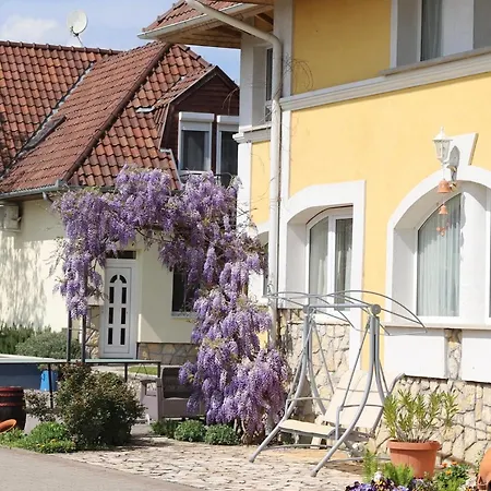 Jade Panzio Balatonföldvár