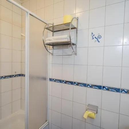 Jade Panzio 住宿加早餐酒店 3*