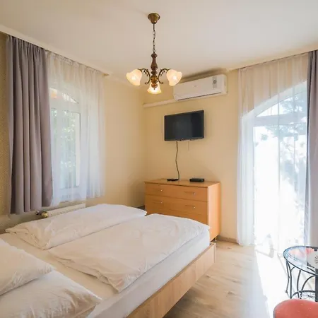 Jade Panzio 3* Balatonföldvár