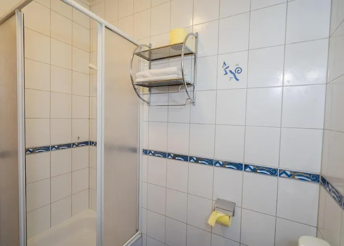 Jade Panzio 住宿加早餐酒店 3*