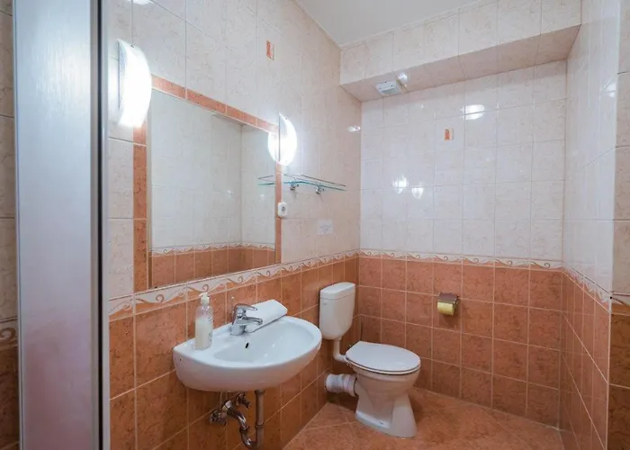 住宿加早餐酒店 Jade Panzio 3*